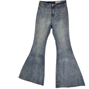 Wishlist Medium Wash High Waisted Flare Leg Jean Size M